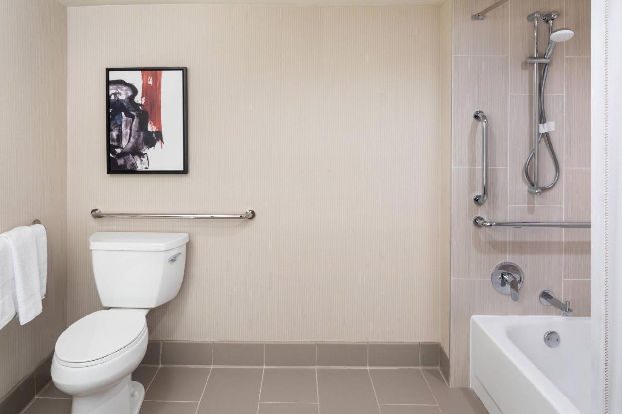 Delta Hotel Philadelphia Airport Lester المظهر الخارجي الصورة